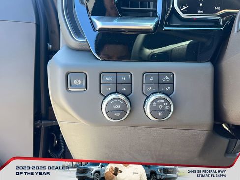 New 2025 GMC Sierra 2500 SLT w/ SLT Premium Package image 23