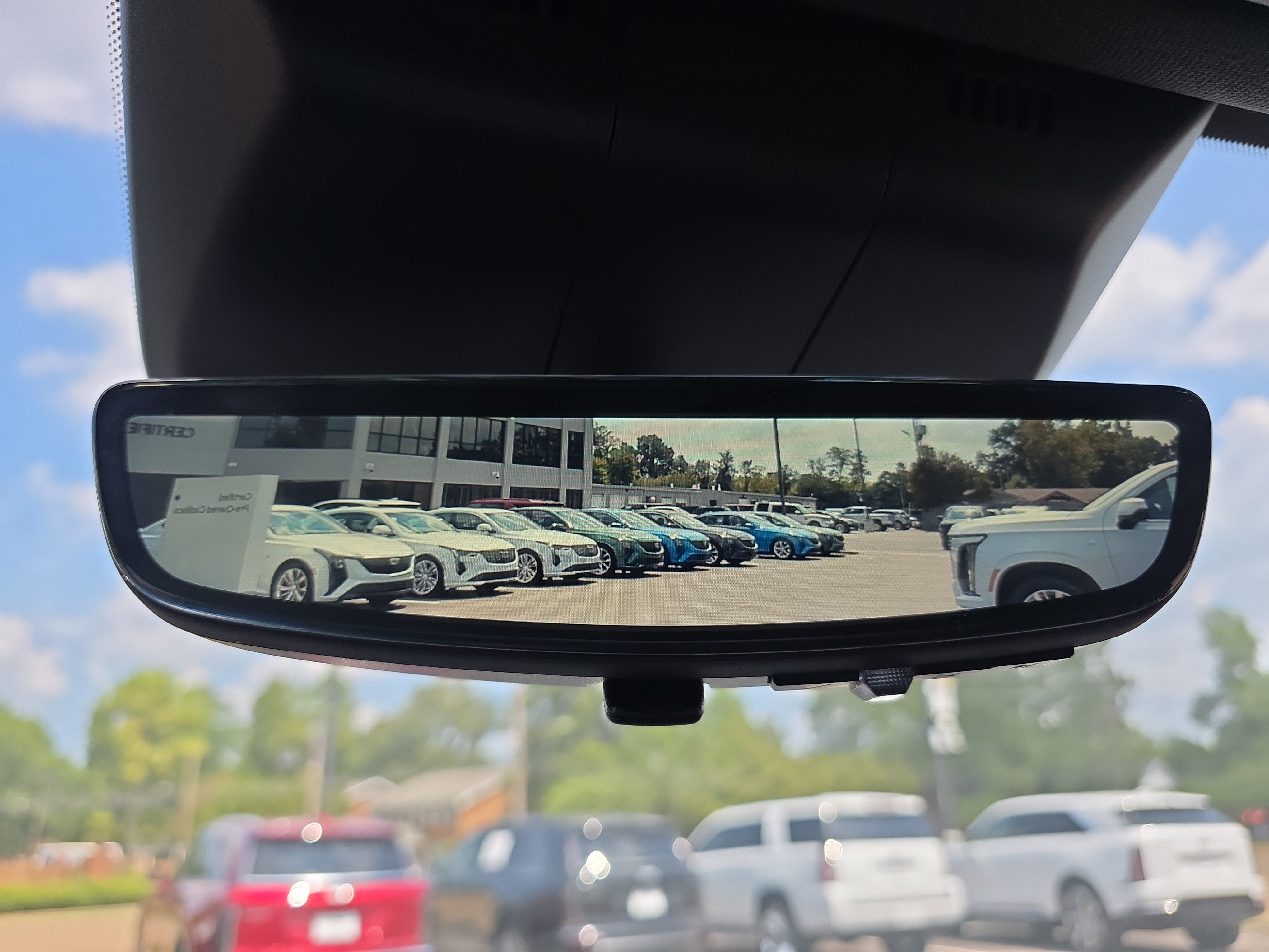 Used 2024 Cadillac Escalade Sport AWD/4WD image 25