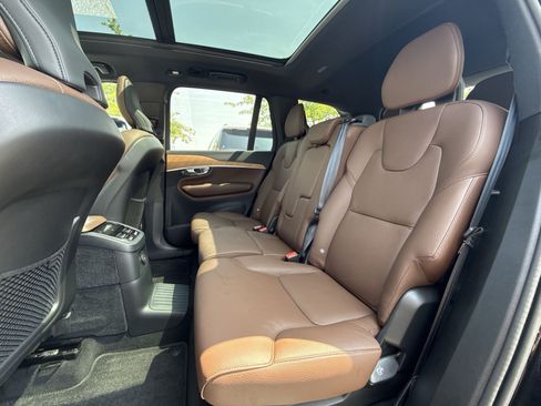 Certified 2024 Volvo XC90 T8 Plus AWD/4WD image 24
