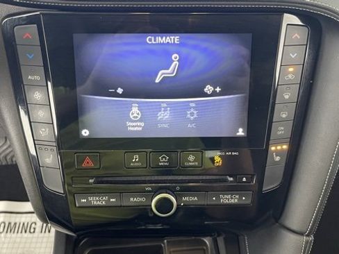 Used 2019 INFINITI QX50 Essential image 40