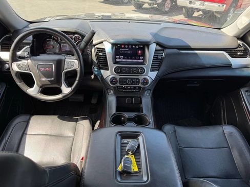 Used 2016 GMC Yukon XL SLT w/ Open Road Package AWD/4WD image 22