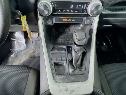 Used 2020 Toyota RAV4 LE image 23