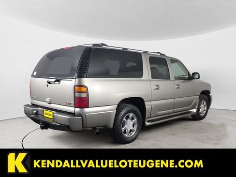 Used 2003 GMC Yukon XL Denali AWD/4WD image 5