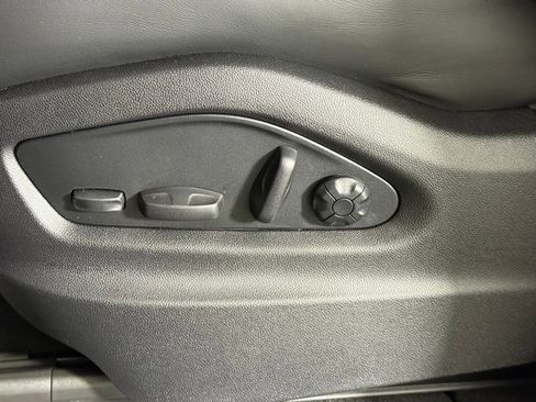 New 2026 Porsche Cayenne GTS image 30