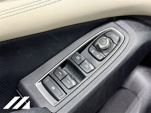 Used 2022 Subaru Ascent Touring image 20