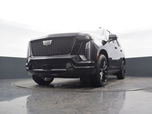 Certified 2026 Cadillac Escalade Platinum Sport w/ LPO, ONYX Package image 51