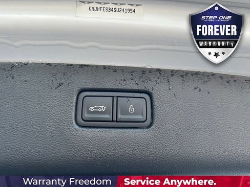 Used 2025 Genesis GV80 2.5T Standard AWD/4WD image 32