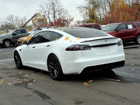 Used 2021 Tesla Model S Plaid image 3