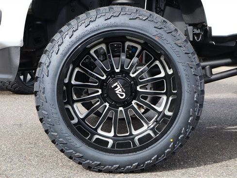 Used 2025 Ford F350 Platinum image 8