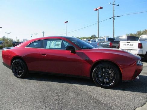 New 2026 Dodge Charger Scat Pack w/ Blacktop Package AWD/4WD image 2