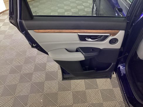 Used 2020 Honda CR-V Touring image 14