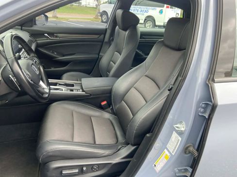 Used 2022 Honda Accord Sport image 9
