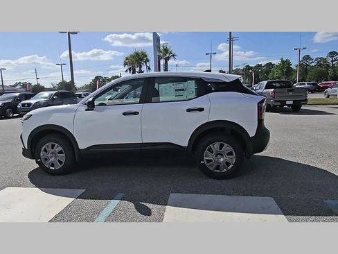 New 2026 Nissan Kicks S FWD image 24
