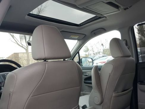 Used 2019 Honda Pilot EX-L image 8