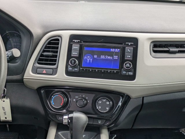 Used 2019 Honda HR-V LX image 18