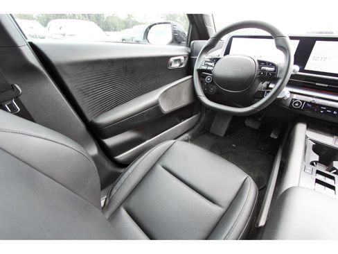 Certified 2024 Hyundai Ioniq 6 SEL RWD image 11