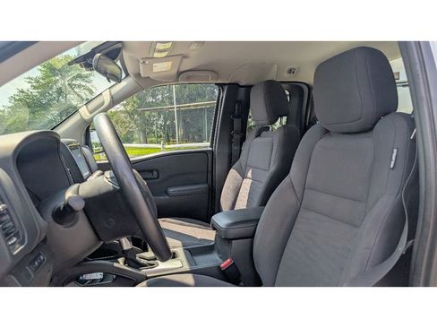 Used 2022 Nissan Frontier S image 11