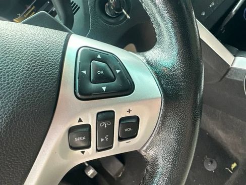 Used 2015 Ford Explorer XLT w/ Equipment Group 202B FWD image 39