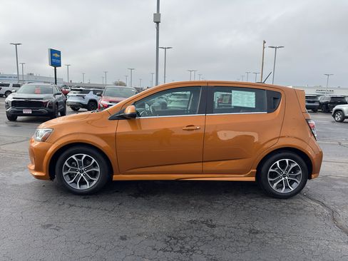 Used 2019 Chevrolet Sonic LT image 6