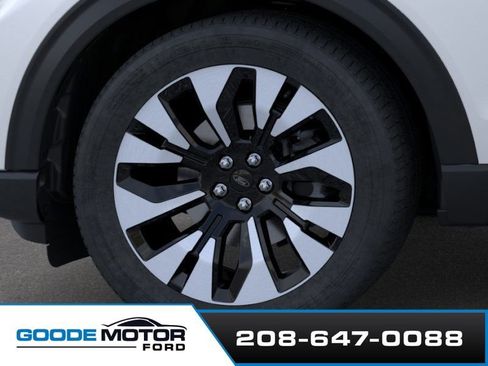 New 2026 Ford Explorer Platinum AWD/4WD image 19