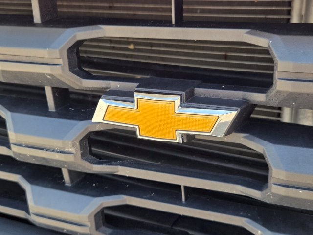 Used 2021 Chevrolet Silverado 2500 Custom w/ Custom Value Package AWD/4WD image 31