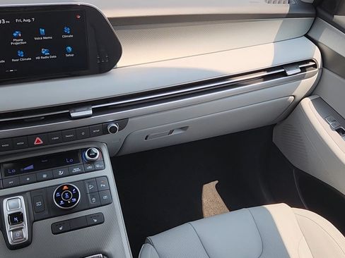 Certified 2025 Hyundai Palisade SEL AWD/4WD image 6