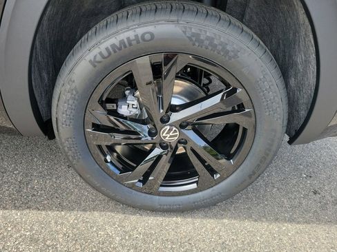 New 2026 Volkswagen Atlas Cross Sport SEL R-Line AWD/4WD image 23