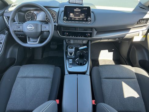 New 2026 Nissan Rogue SV image 2