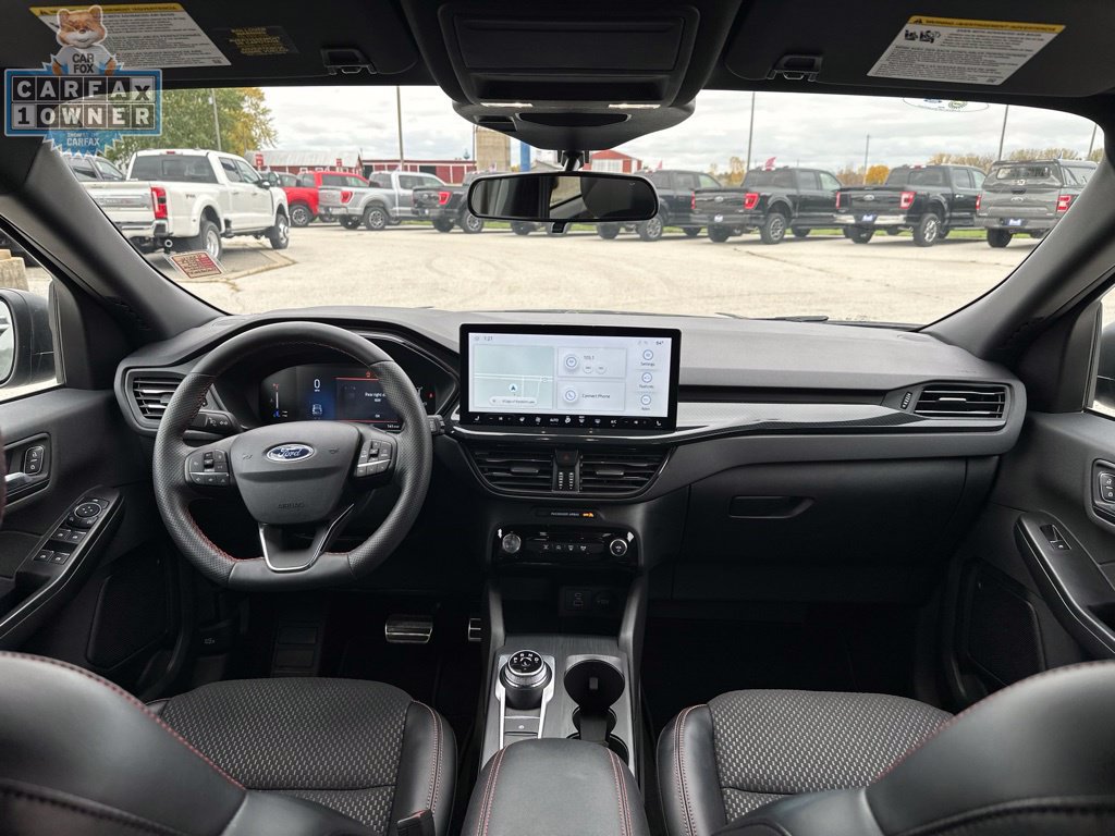 Used 2023 Ford Escape ST-Line w/ Tech Pack #1 AWD/4WD image 19