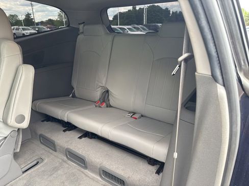Used 2017 Chevrolet Traverse Premier FWD image 10