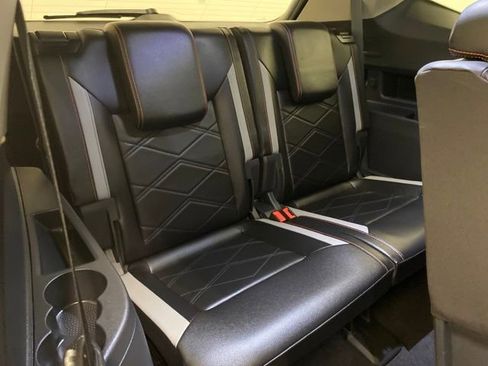 Certified 2024 Volkswagen Atlas Peak Edition SEL image 38