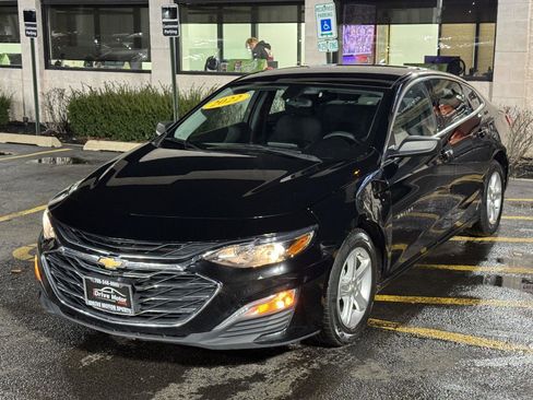 Used 2022 Chevrolet Malibu LS image 5