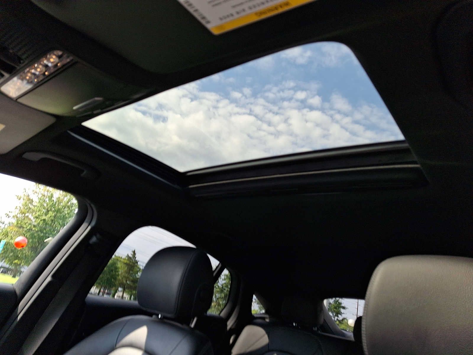 Used 2019 Mercedes-Benz GLC 300 4MATIC Coupe image 11