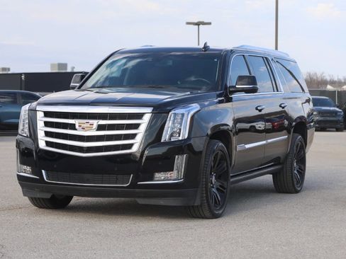 Used 2016 Cadillac Escalade ESV Premium image 6