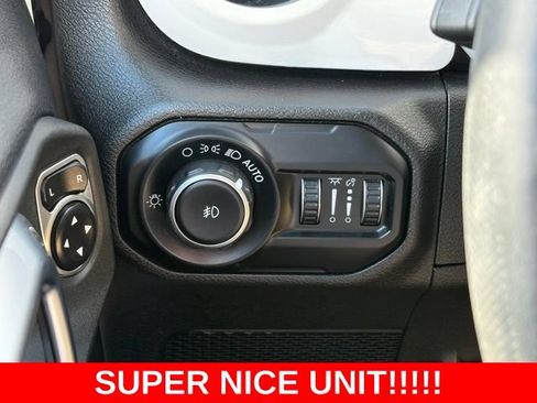 Used 2020 Jeep Wrangler Unlimited Sport S AWD/4WD image 20