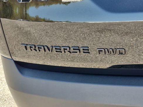 Used 2023 Chevrolet Traverse RS w/ LPO, Floor Liner Package AWD/4WD image 27