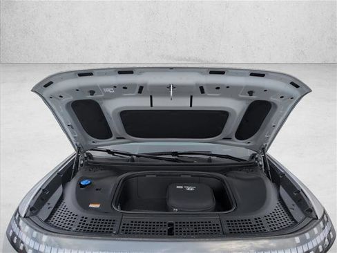 New 2026 Hyundai Ioniq 9 Limited image 19
