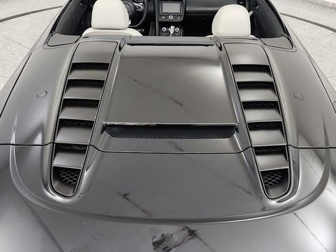 Used 2011 Audi R8 V10 w/ Enhanced Leather Pkg AWD/4WD image 47