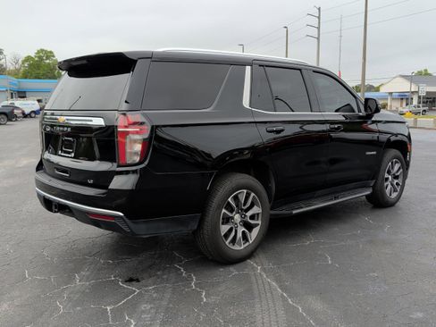 Used 2022 Chevrolet Tahoe LT w/ Luxury Package RWD image 8