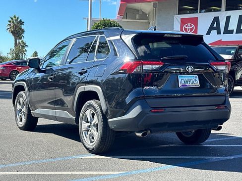 Used 2024 Toyota RAV4 XLE image 3