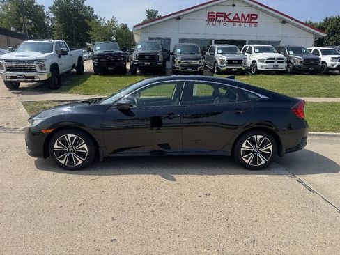Used 2018 Honda Civic EX-L image 2