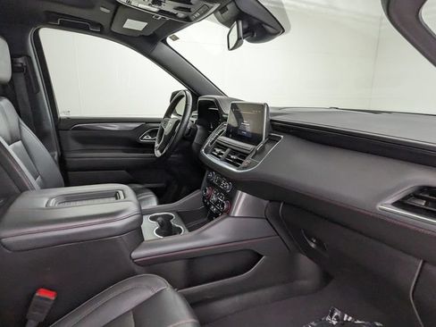 Used 2024 Chevrolet Suburban RST w/ Luxury Package AWD/4WD image 42