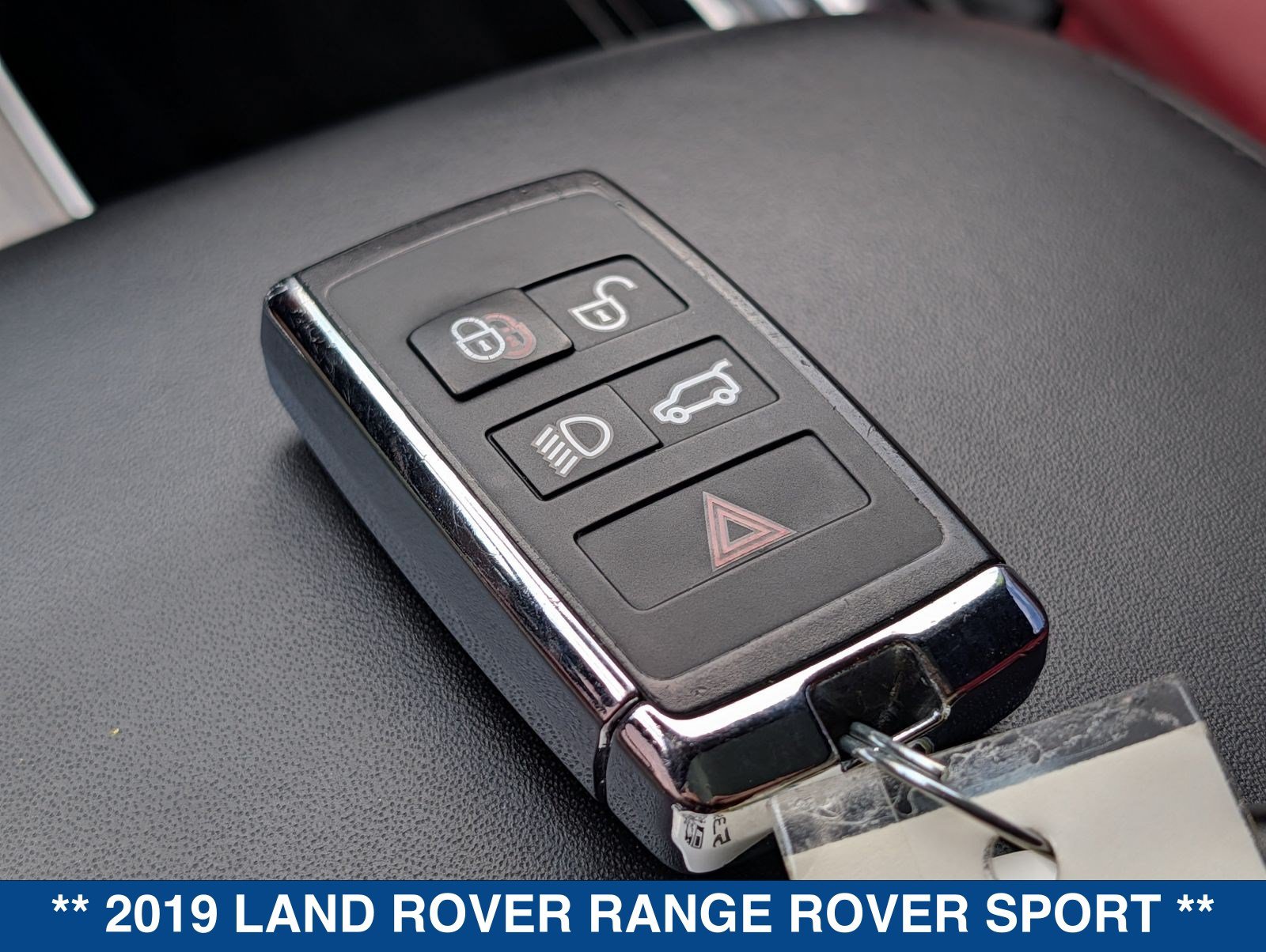 Used 2019 Land Rover Range Rover Sport Supercharged AWD/4WD image 38