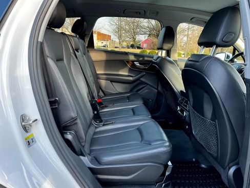 Used 2018 Audi Q7 3.0T Prestige w/ Prestige Package image 21