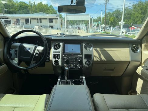 Used 2017 Ford Expedition EL Limited image 27