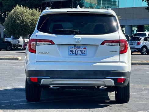 Used 2019 Honda Pilot Touring image 5