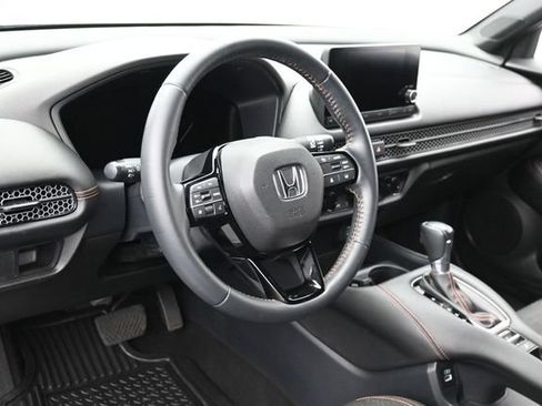 Used 2023 Honda HR-V Sport image 16