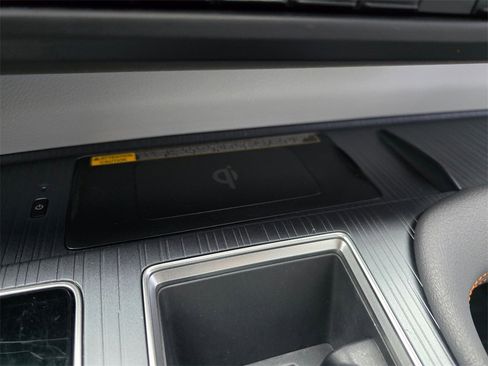 Used 2021 Toyota Sienna XSE w/ XSE Plus Package image 32