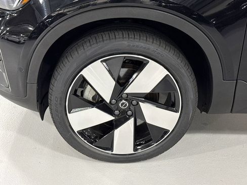 Certified 2023 Volvo XC40 Recharge Ultimate w/ Protection Package Premier AWD/4WD image 8