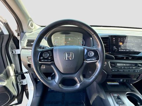 Used 2022 Honda Pilot Special Edition image 11